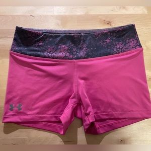 2/30$ 🛍️Under Armour work out shorts